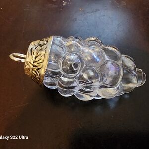 Crystal Grape Cluster Hanging Salt Shaker